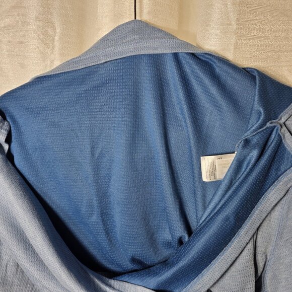 Ascend Men's Blue Henley Size Large - Picture 4 of 8